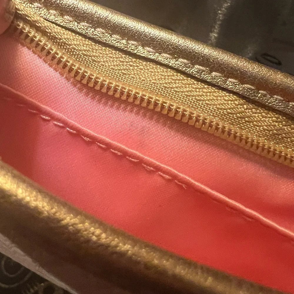 Coach Hampton Gold and Tan Woven Straw Wristlet w/ Flower Appliqué